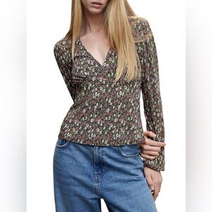 MANGO Pamy Floral V-Neck Blouse Size Small